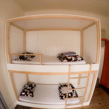 Bunk Inn Hostel Bundaberg Esterno foto